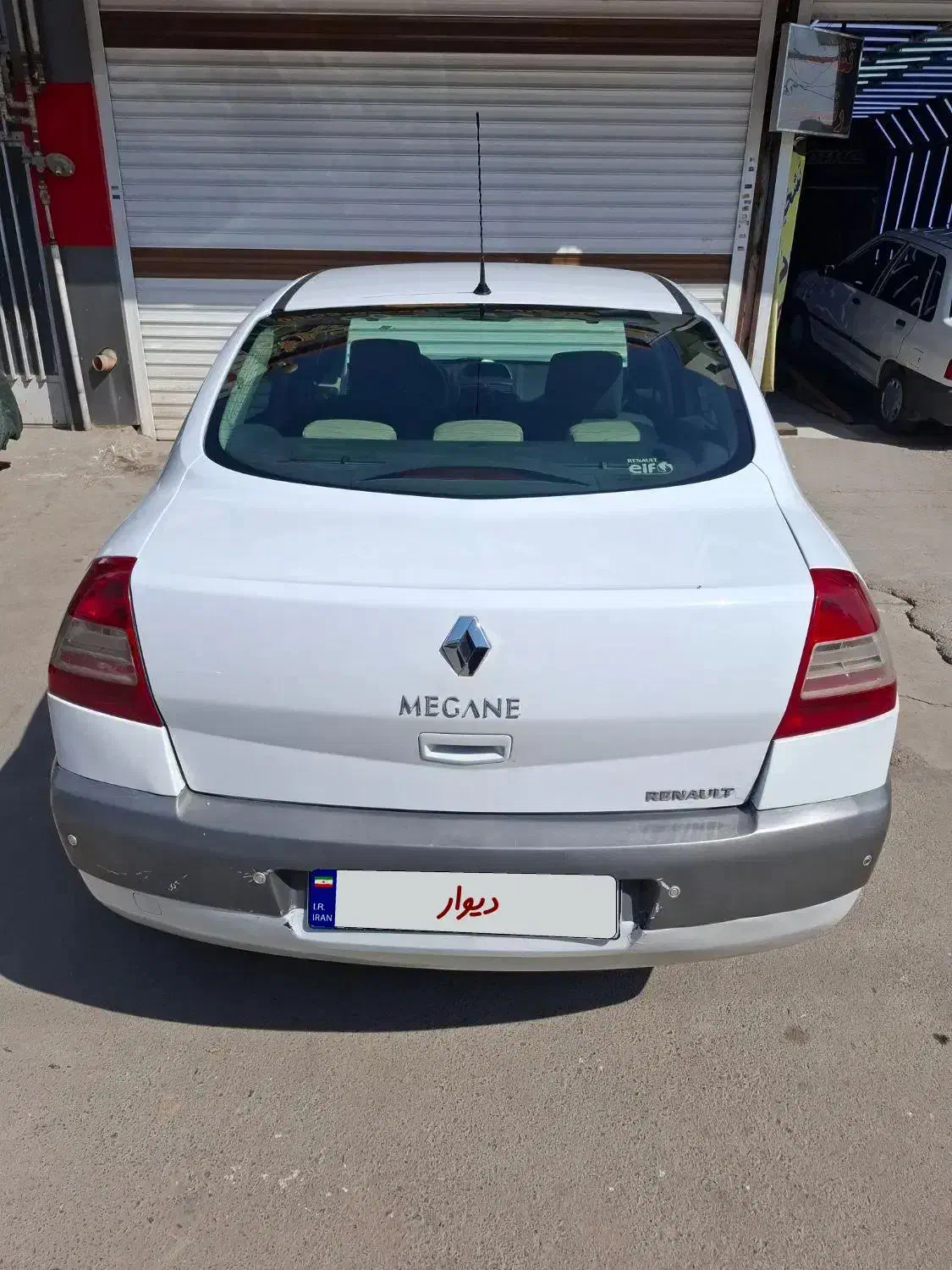 رنومگان ۲۰۰۰ وارداتی سند شخصی|خودرو سواری و وانت|اصفهان, همت‌آباد|دیوار