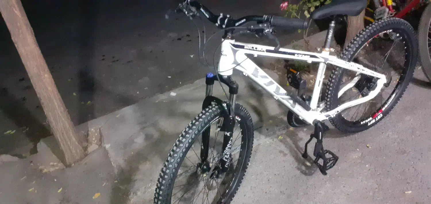 دوچرخه ۲۶ ویوا|دوچرخه، اسکیت، اسکوتر|هشتگرد, هشتگرد قدیم|دیوار