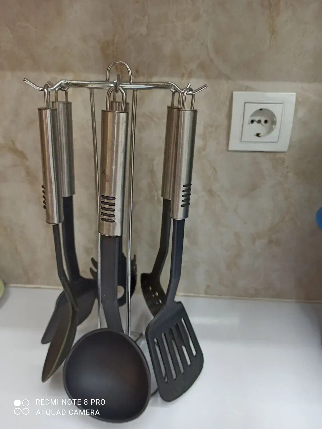 ست کفگیر|ظروف پختوپز|شیراز, ترمینال باربری|دیوار