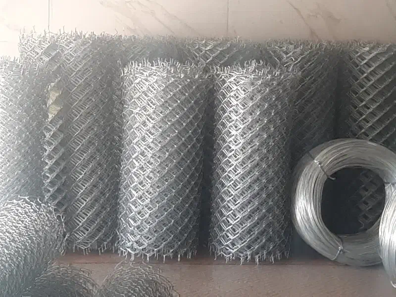 فنس و پایه فنس|مصالح و تجهیزات ساختمان|بروجن, |دیوار