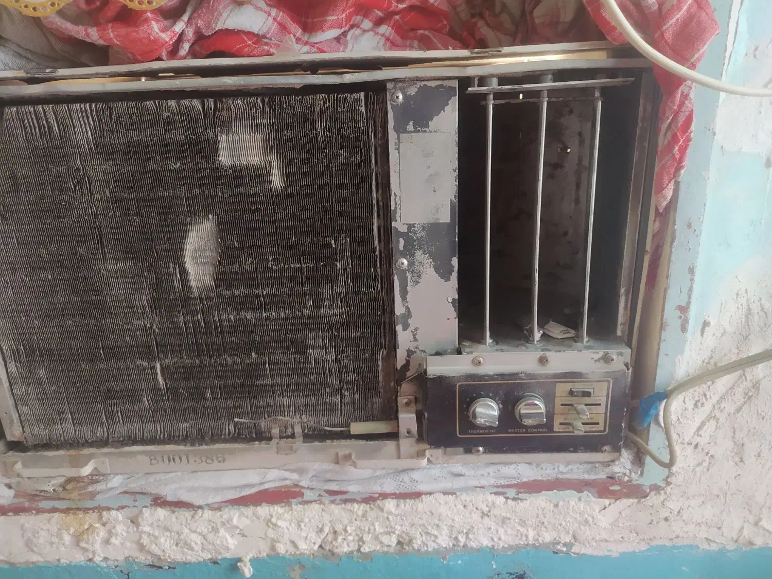 کولر گازی|کولر گازی و فن‌کوئل|دوگنبدان, |دیوار