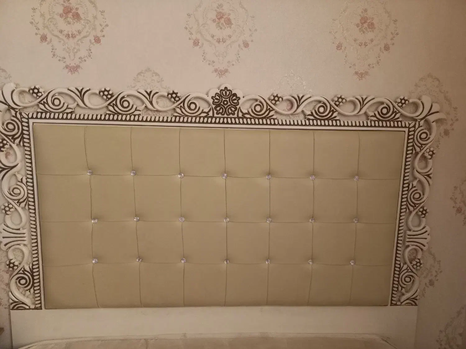 تخت دو نفره|تخت و سرویس خواب|سیرجان, |دیوار