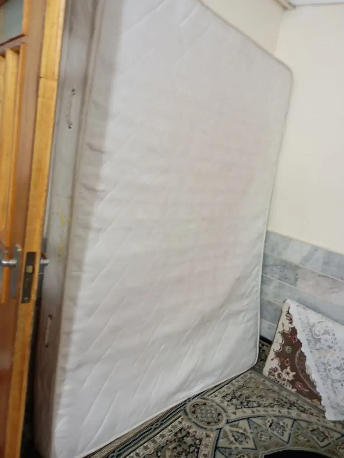 تشک|تشک تختخواب|بیرجند, |دیوار