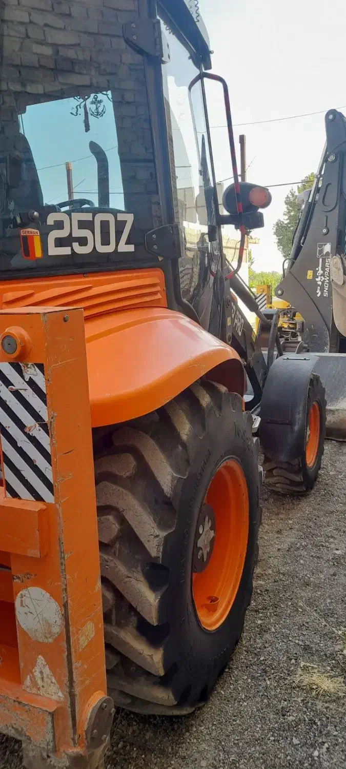 بیل بکهو ۲۵۰ زد ۹۶|خودرو سنگین|تهران, گیشا|دیوار