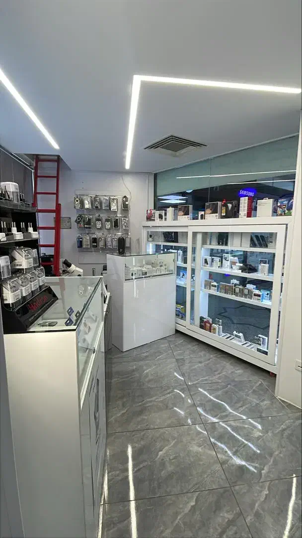 استخدام فروشنده موبایل و لوازم جانبی|استخدام رایانه و فناوری اطلاعات|کرج, عظیمیه|دیوار