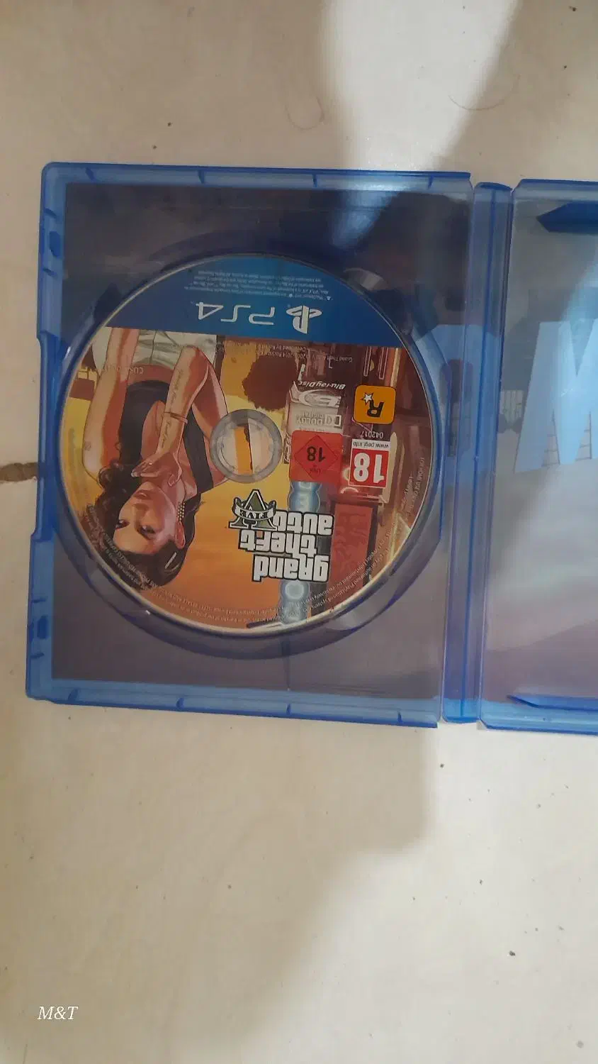 سی دی یا دیسک جی تی ای وی.  GTA V5 برای PS4|کنسول، بازی ویدئویی و آنلاین|رباط‌کریم, مسکن مهر آبشناسان|دیوار