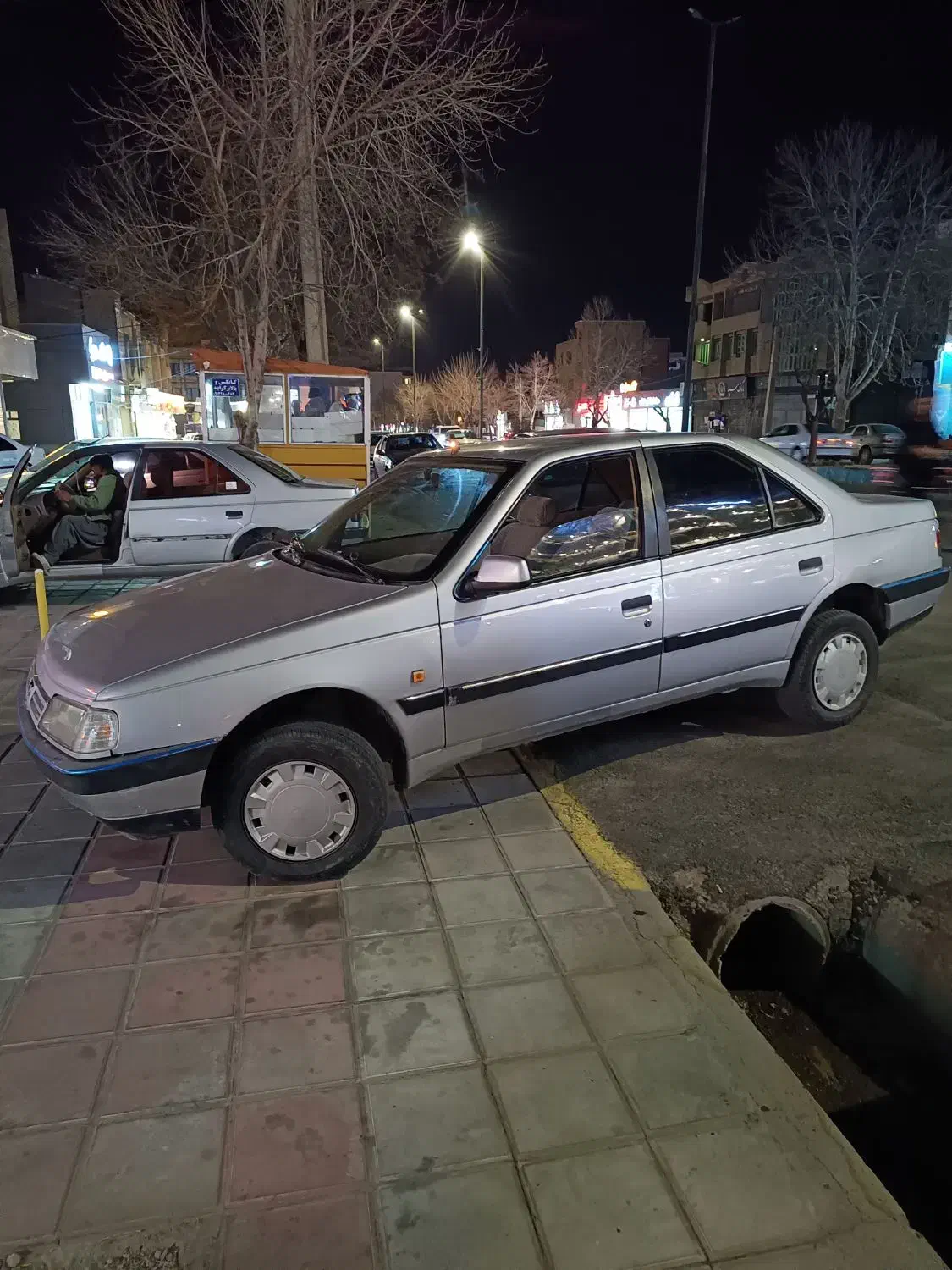 پژو405|خودرو سواری و وانت|مریوان, |دیوار