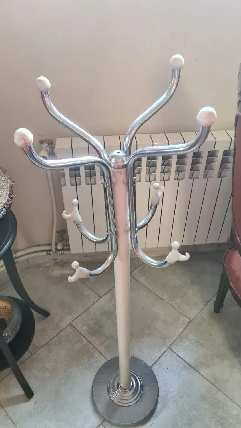 چوب لباسی پایه سنگی|مبلمان خانگی و میز عسلی|اصفهان, فیض|دیوار