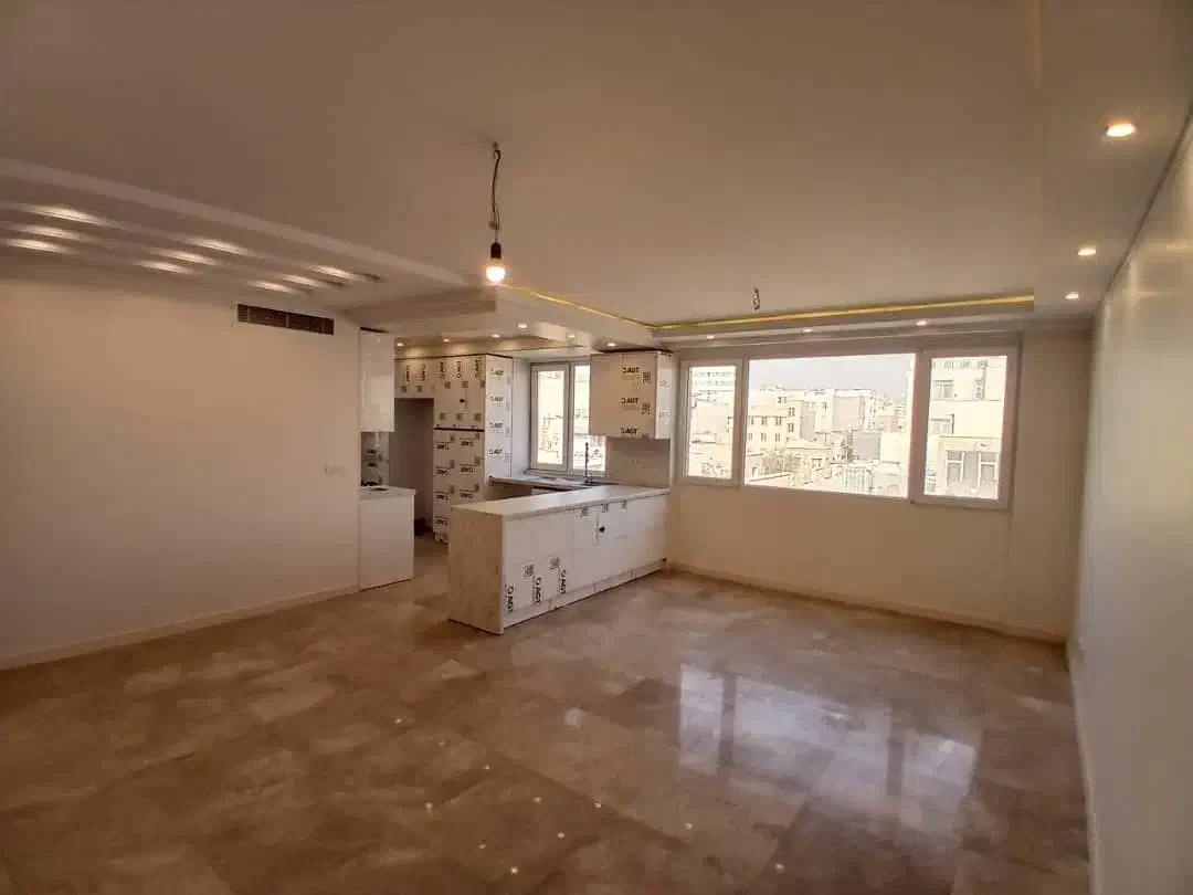 ۹۳ متر/نوساز/فول امکانات