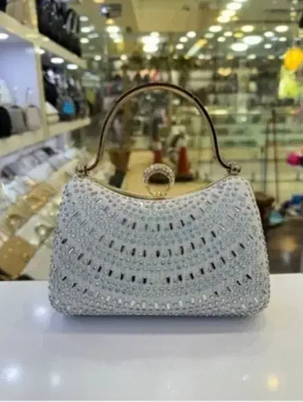 کیف مجلسی سفید|کیف، کفش، کمربند|کاشان, پامنار|دیوار