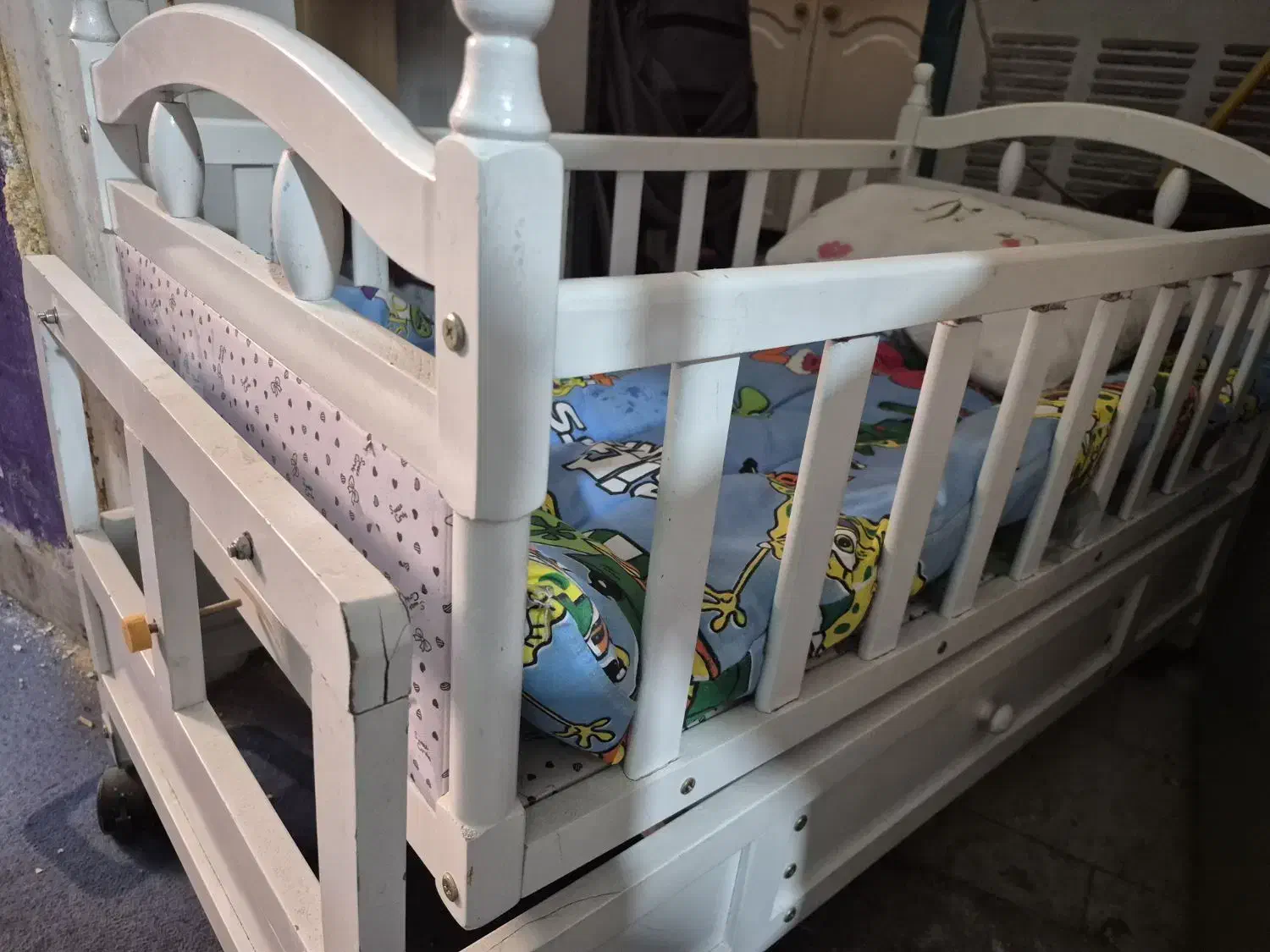 گهواره نوزادی|اسباب و اثاث بچه|شیراز, سینما سعدی|دیوار