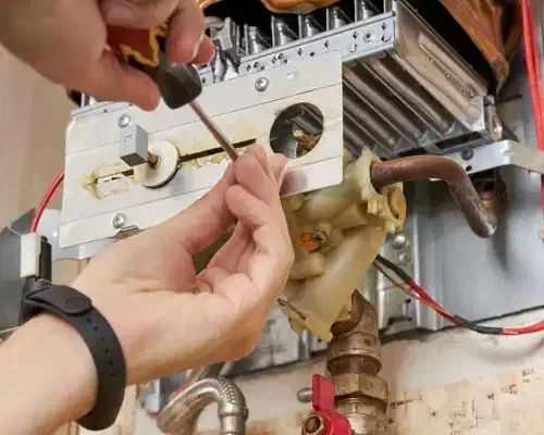 سرویس . نصب . تعمیر انواع آبگرمکن و پکیج دیواری|خدمات پیشه و مهارت|اهواز, کیان اباد|دیوار