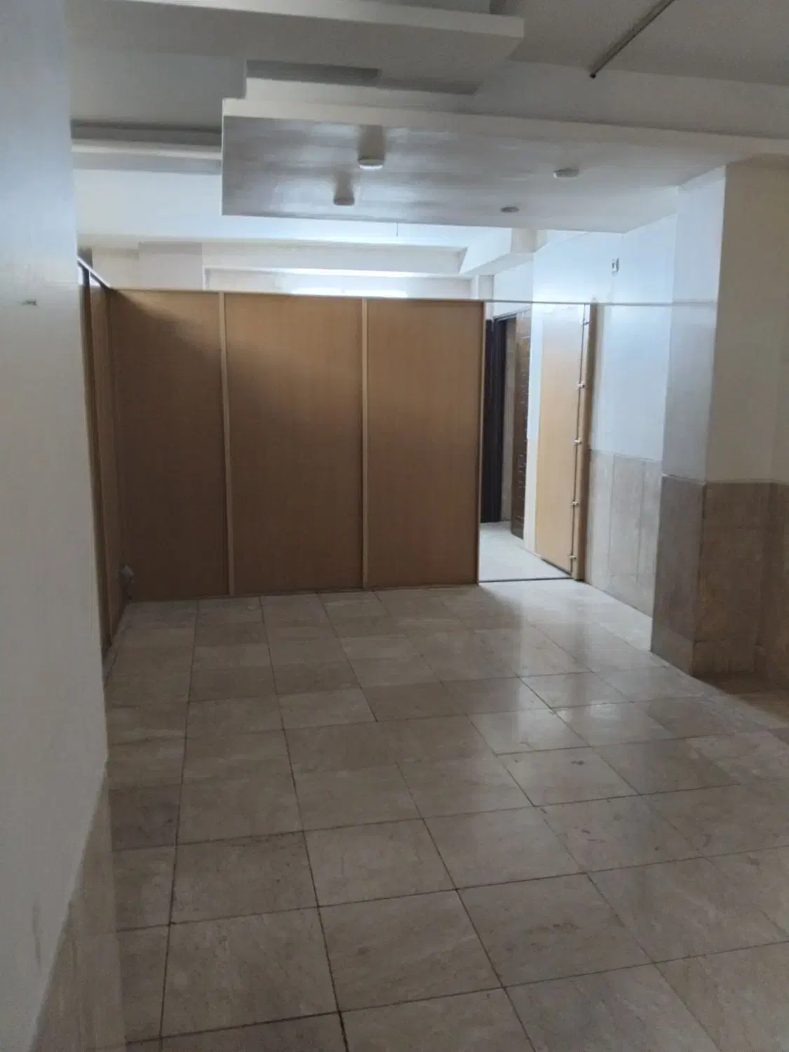 اجاره تجاری و اداری ۱۱۰ متری|اجارهٔ دفتر کار، اتاق اداری، مطب|اصفهان, شیخ اشراق|دیوار