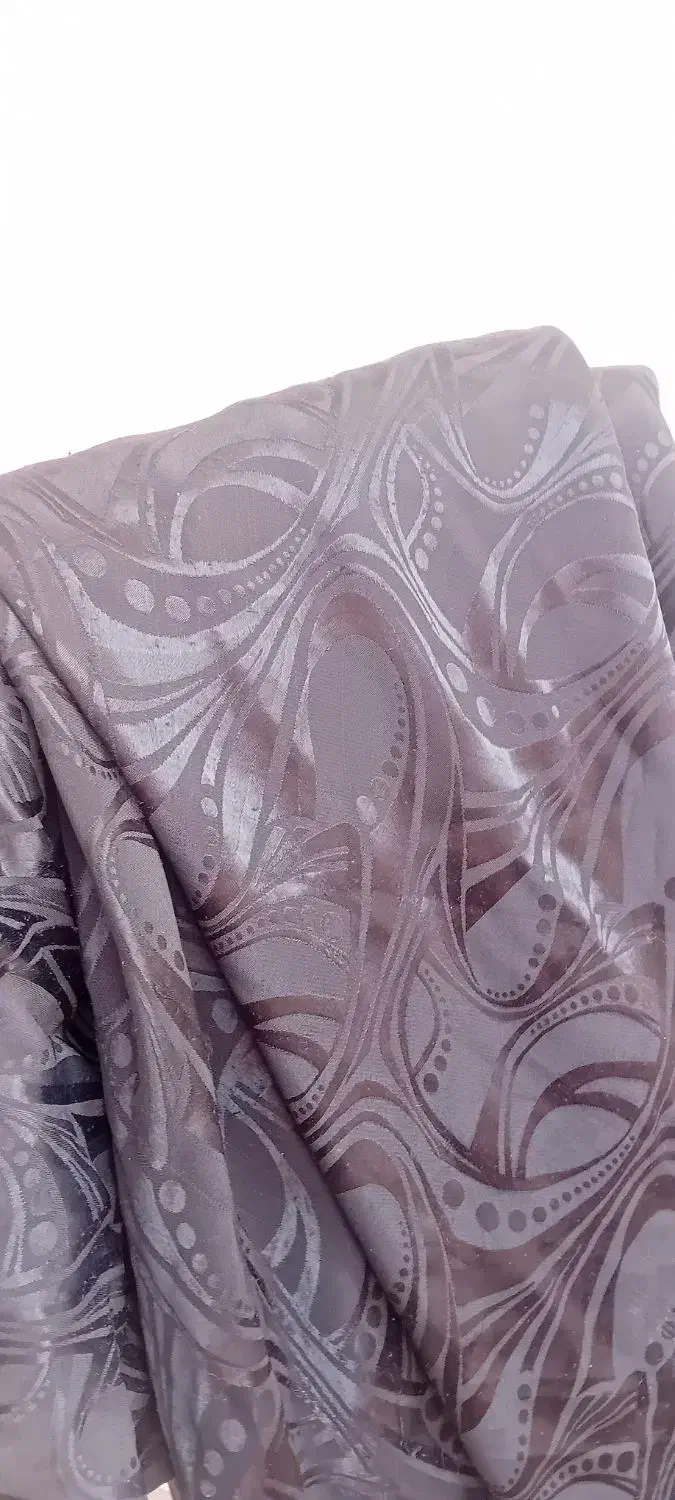 چادرمشکی|لباس|ایلام, |دیوار