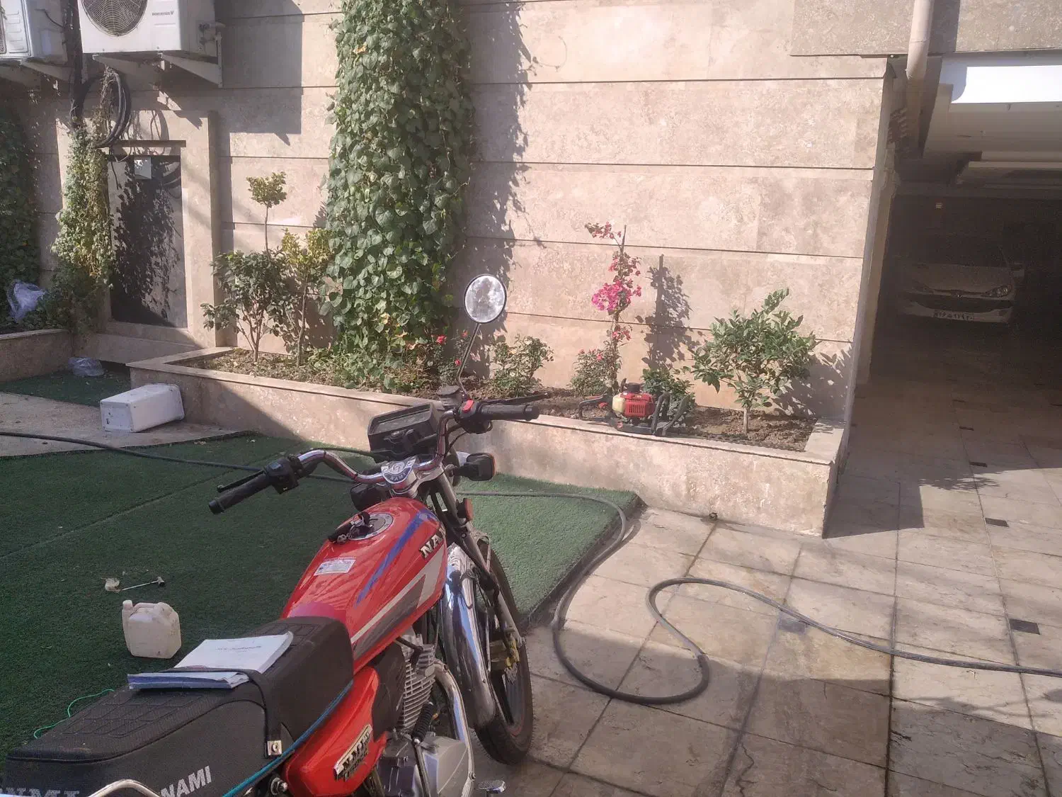 انجام کلیه امور باغبانی، هرس، کود|خدمات باغبانی و درختکاری|تهران, گیشا|دیوار