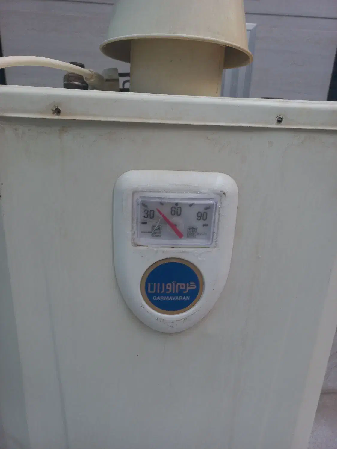 آبگرمکن دیواری گرم آوران|آبگرمکن، پکیج، شوفاژ|برازجان, |دیوار