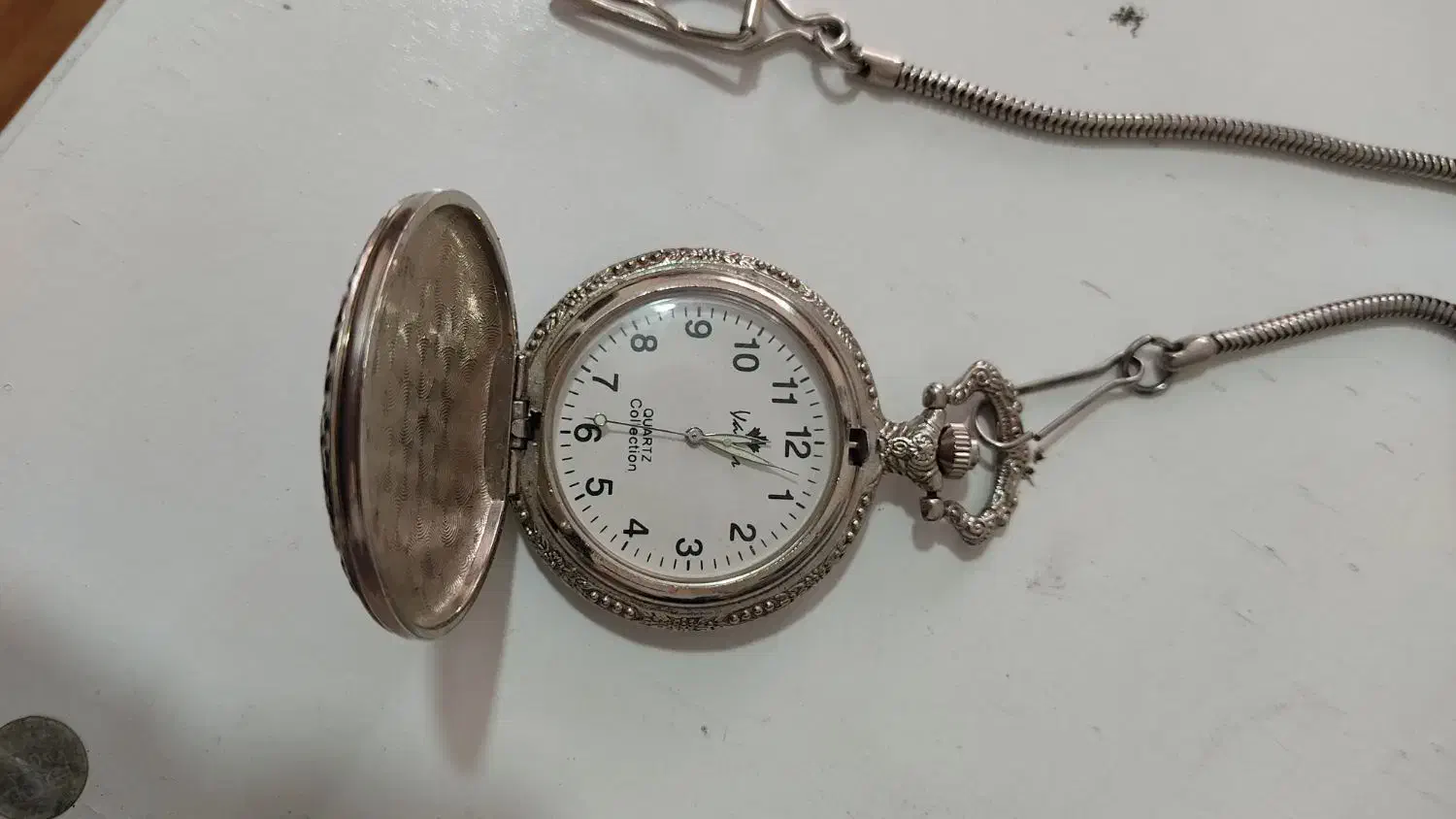 ساعت جیبی|کلکسیون اشیاء عتیقه|کرج, حصارک پایین|دیوار