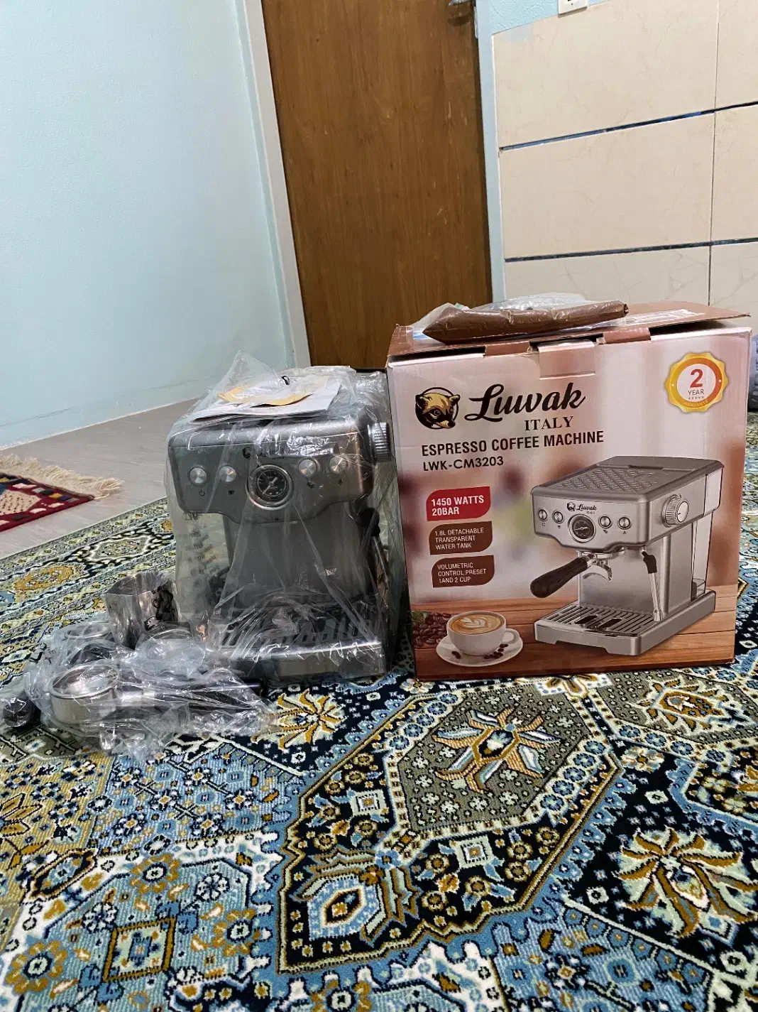 دستگاه قهوه ساز|سماور، چای‌ساز، قهوه‌ساز|سمیرم, |دیوار