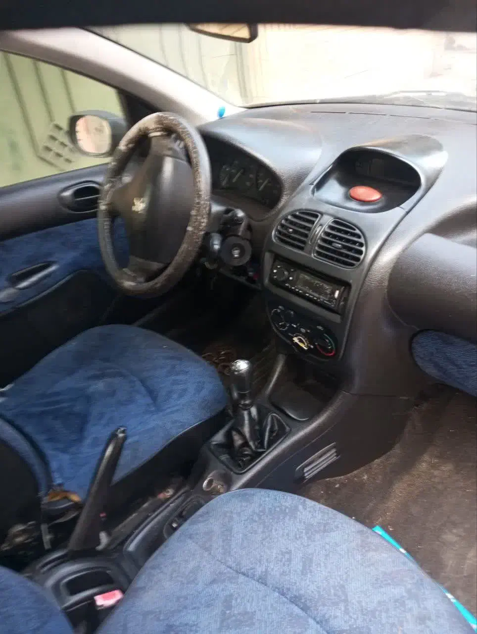 ۲۰۶ مدل ۸۳|خودرو سواری و وانت|قم, زند آباد|دیوار