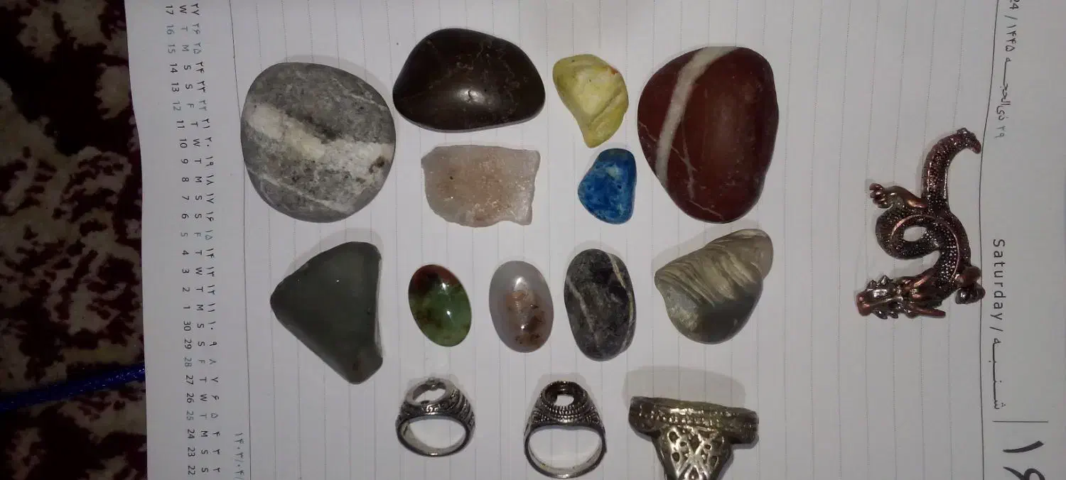 تعدادی سنگ وانگشتربصورت توافقی به فروش میرسد|کلکسیون و سرگرمی|شیراز, گویم|دیوار