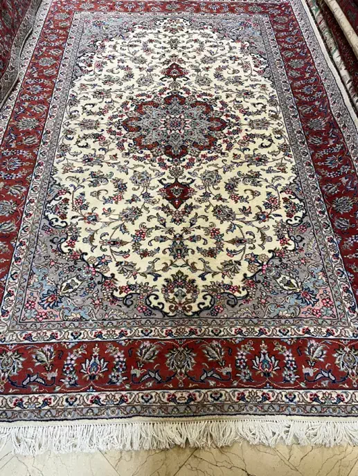 جفت ۶‌متری گل ابریشم اردکان|فرش|تهران, سعادت‌آباد|دیوار