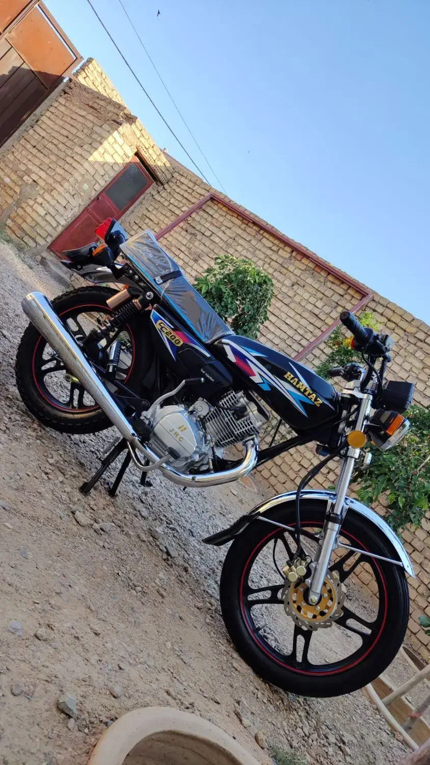 موتور هوندا  200 همتاز در حد خشک|موتورسیکلت|برخوار, |دیوار