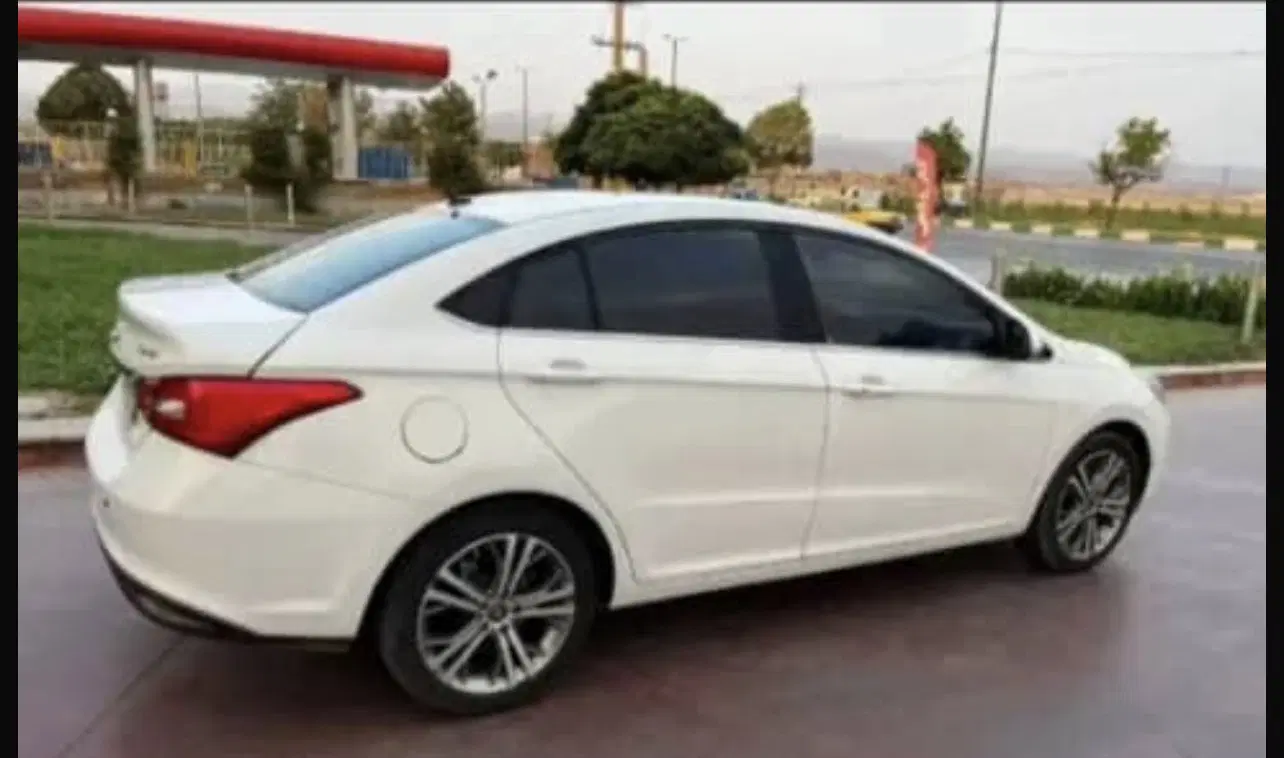 اریزو 5|خودرو سواری و وانت|همدان, |دیوار