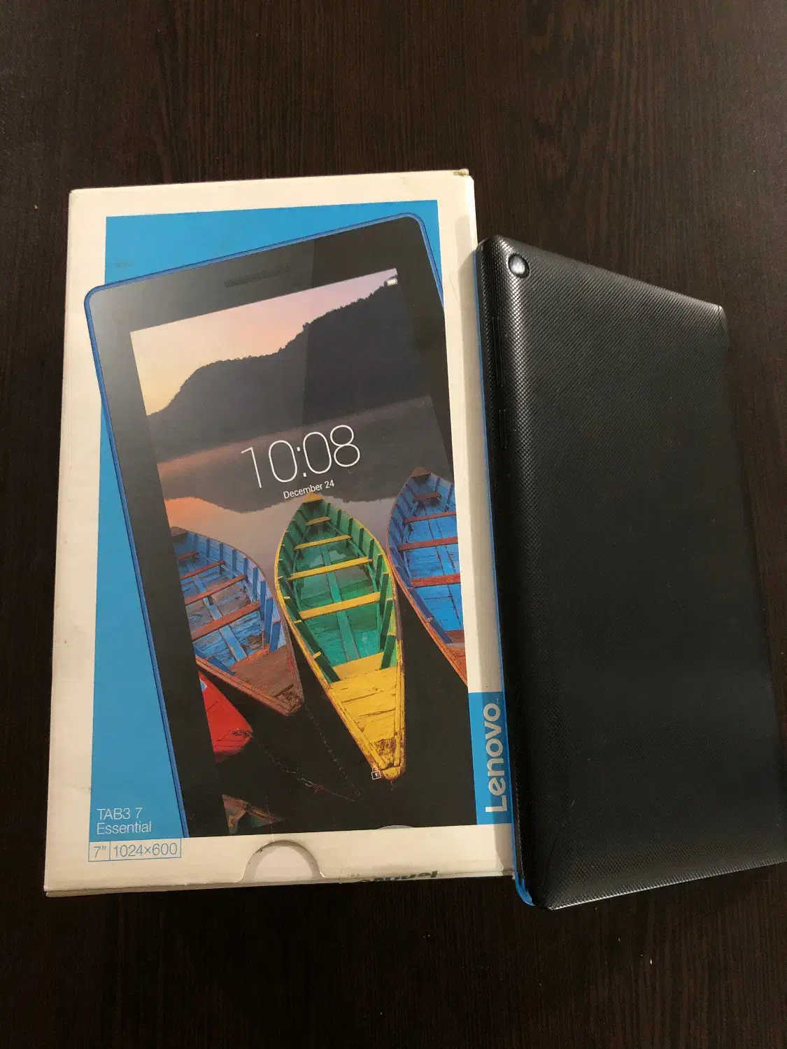 تبلت لنوو|تبلت|اصفهان, کوی ولی عصر|دیوار