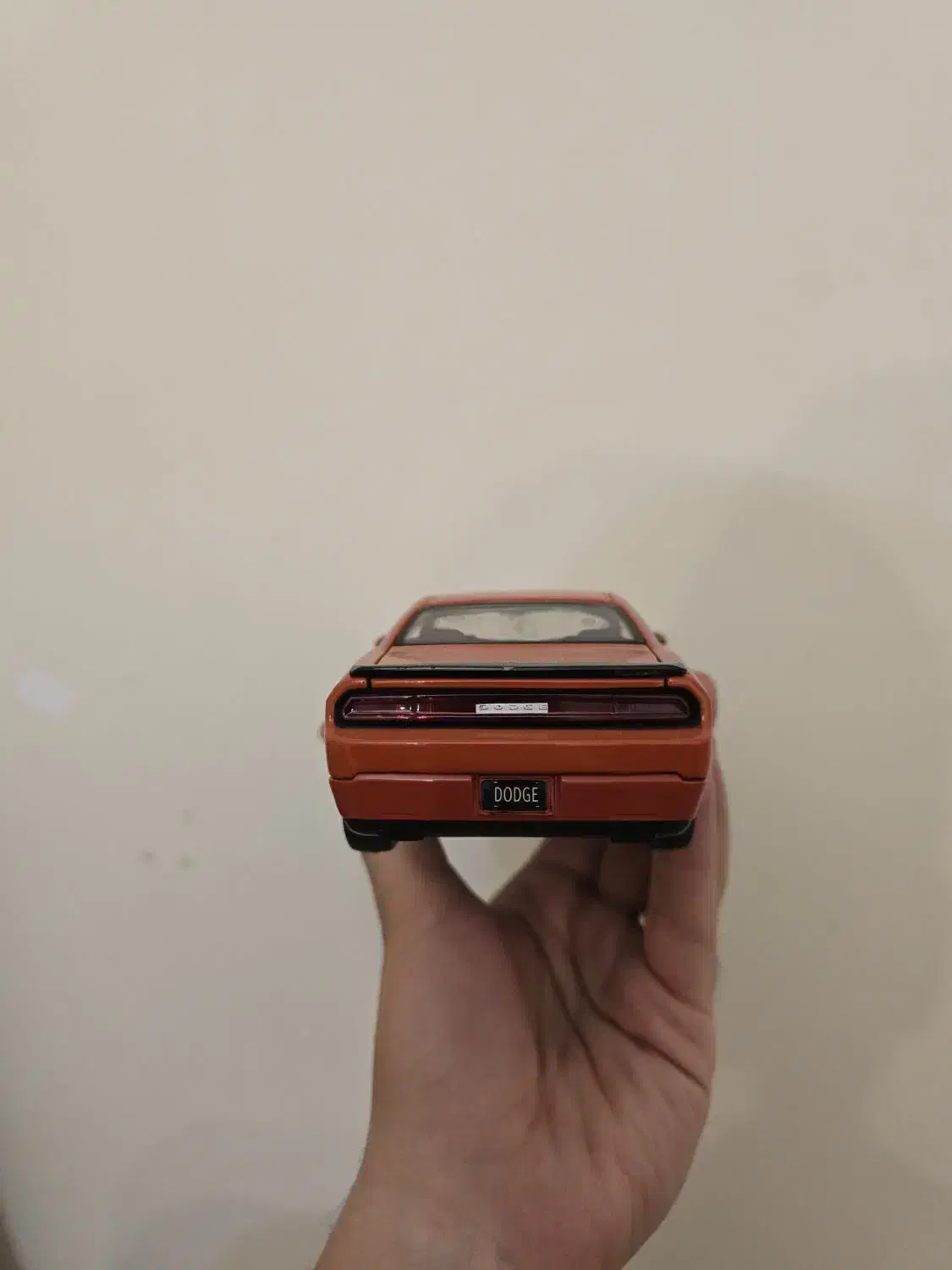 ماکت چلنجر SRT 8|کلکسیون و سرگرمی|کرمانشاه, |دیوار