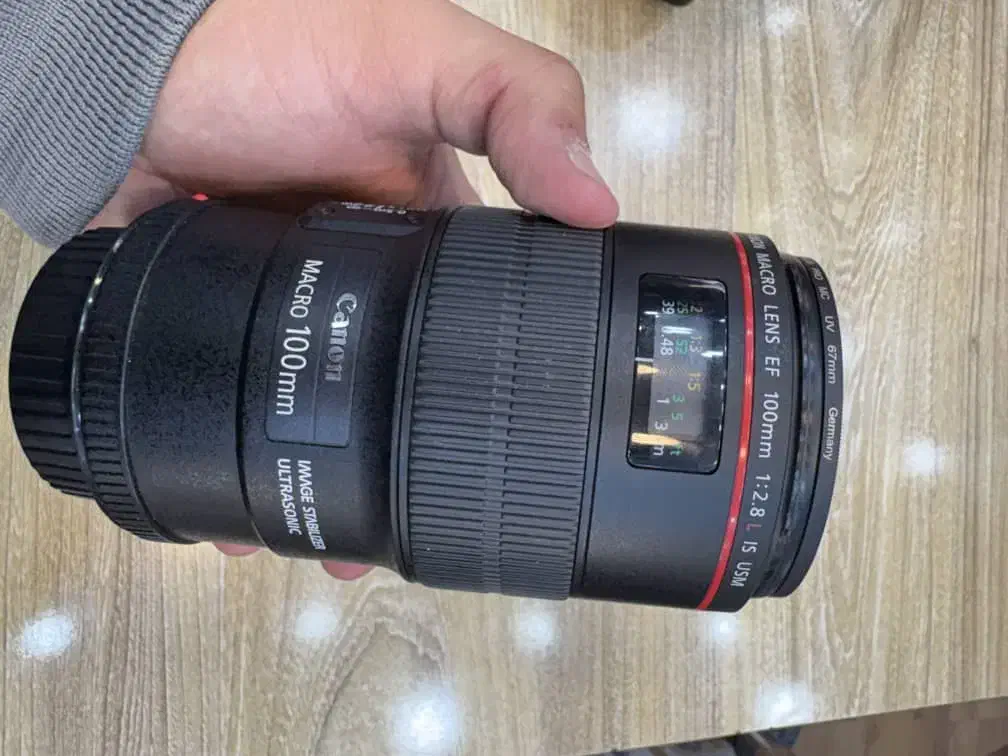 لنز Canon EF 100mm f/2.8 Macro|دوربین عکاسی و فیلم‌برداری|اصفهان, شاهزاده ابراهیم|دیوار