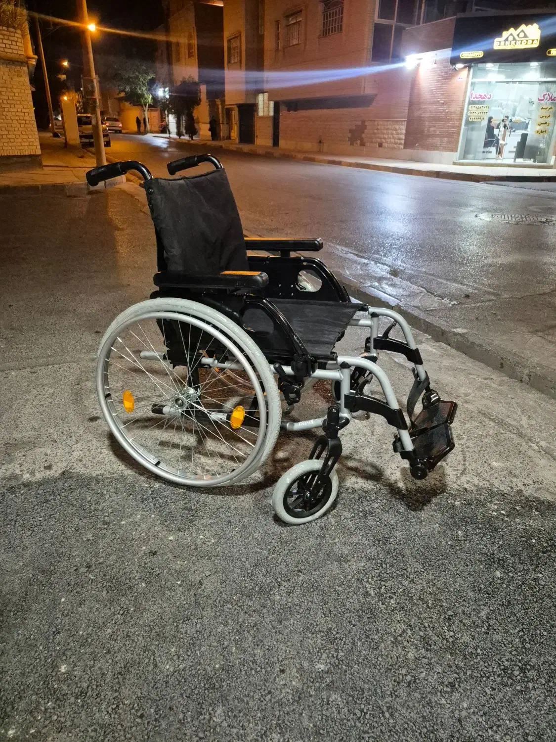 دو تا ویلچر المانی روبیکس|آرایشی، بهداشتی، درمانی|شاهینشهر, مخابرات (شهید بهشتی)|دیوار