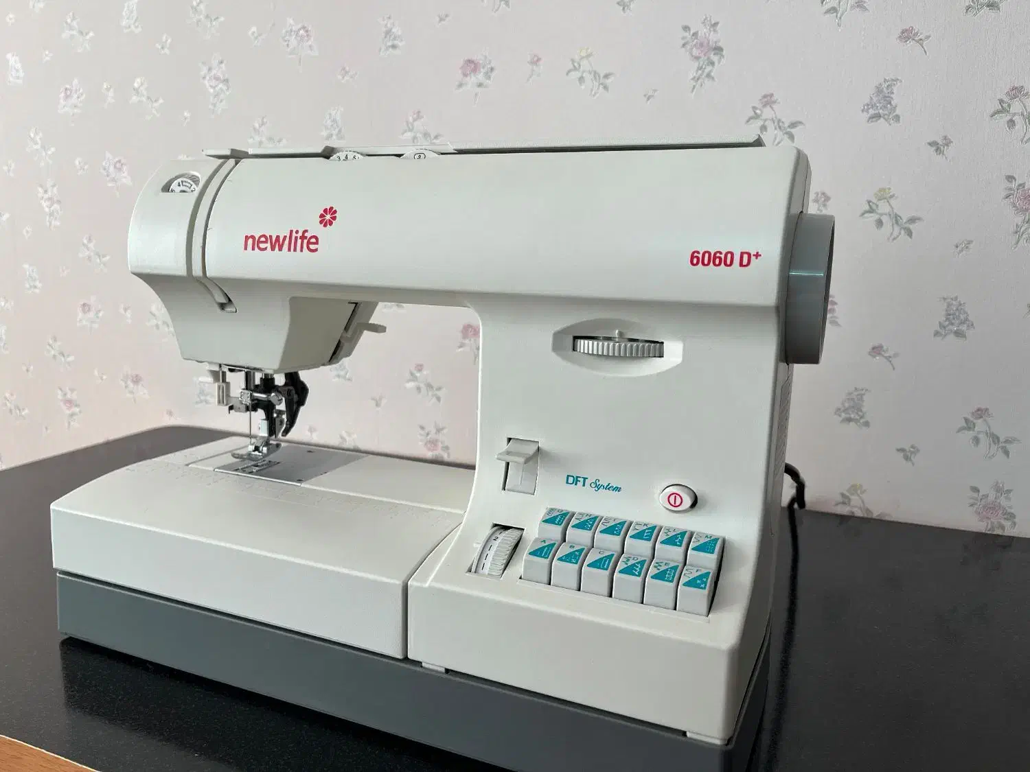 چرخ خیاطی کاچیران نیو لایف|چرخ خیاطی و ریسندگی|تفرش, |دیوار