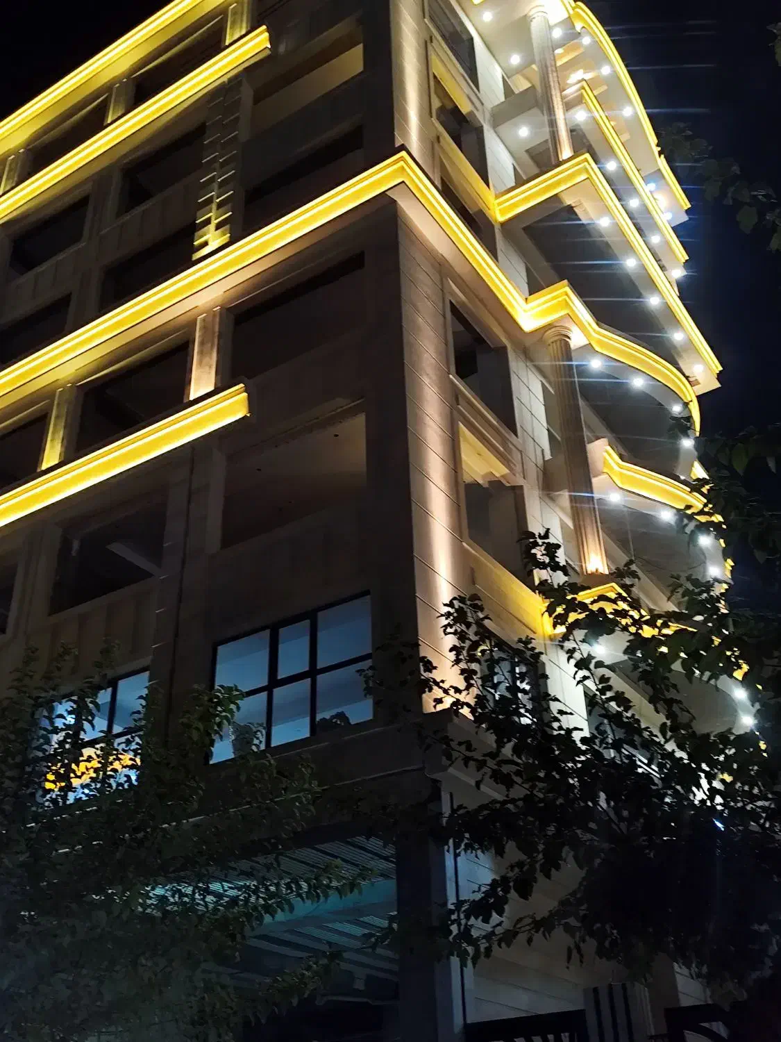 ۸۶متر/۶۰۰نقدمحوطه سرسبز محیطی آرام/مسکن کلید|فروش آپارتمان|ماهدشت, |دیوار