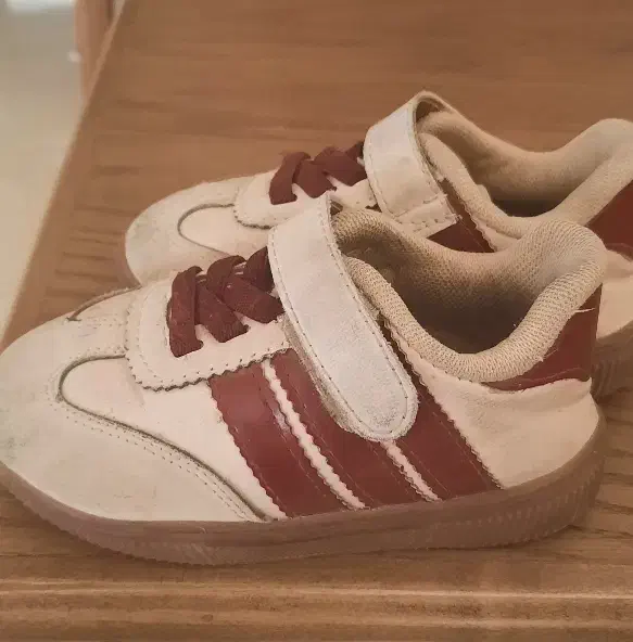 کفش بچگانه|کفش و لباس بچه|تربت‌حیدریه, شهرک ولیعصر|دیوار