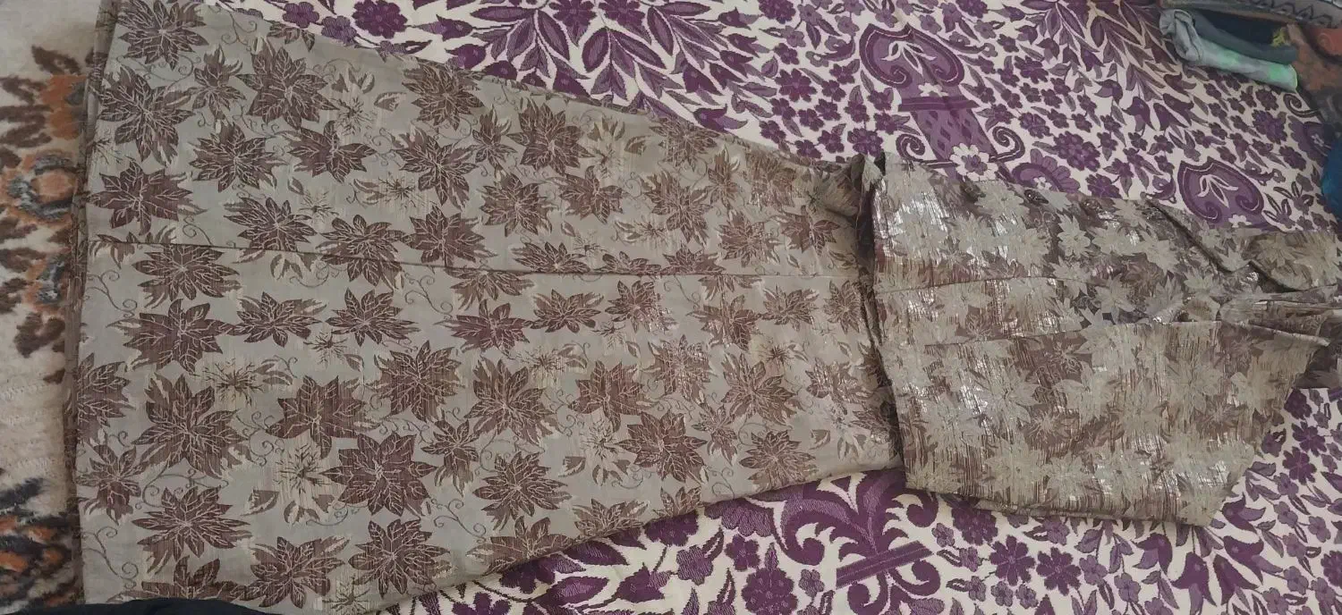 روسریهای ولباسها همگی نوهستند|لباس|سلماس, |دیوار