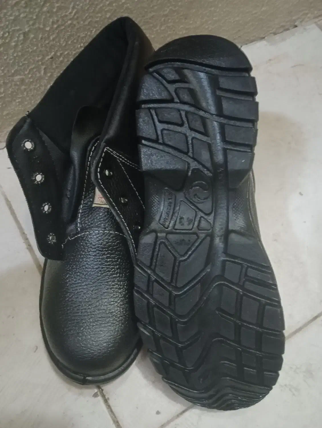 لباس کار مهندسی .کفش کار نگهبان|لباس|اراک, |دیوار