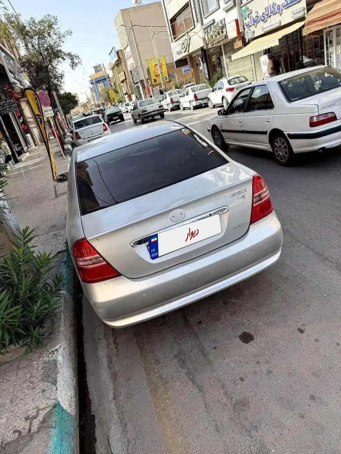 لیفان ۶۲۰ موتور ۱۸۰۰ مدل ۹۴|خودرو سواری و وانت|نجف‌آباد, باغ ملی|دیوار