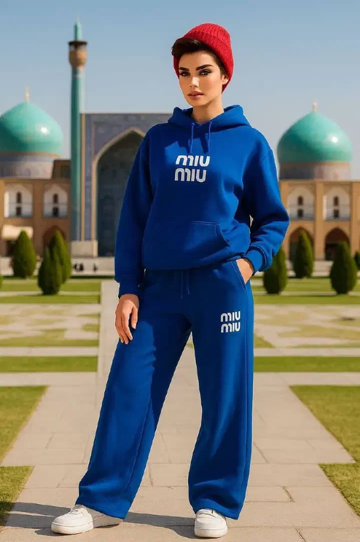 هودی|لباس|ساوه, |دیوار