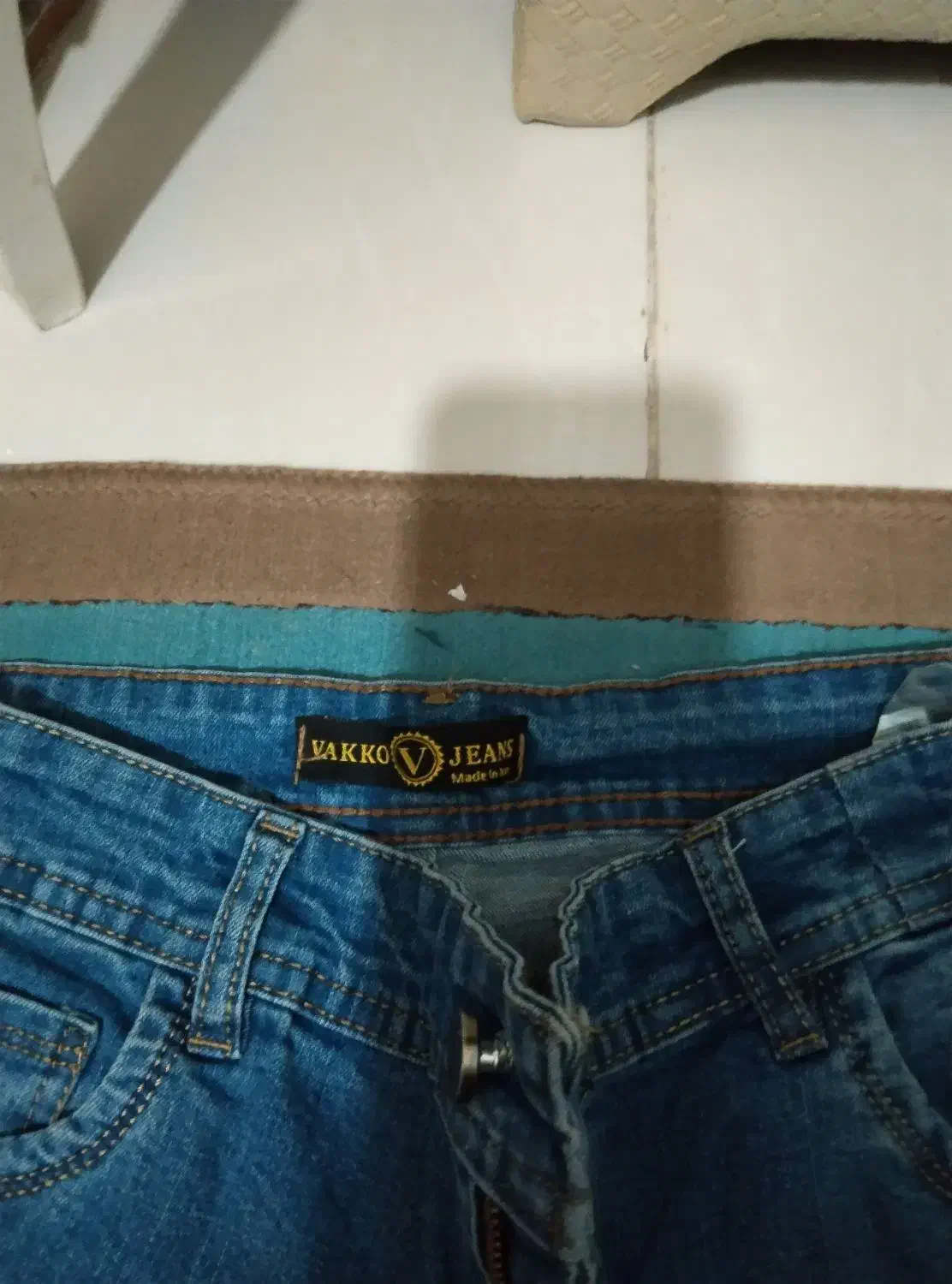 دو عدد شلوارلی|لباس|مشهد, خواجه ربیع|دیوار