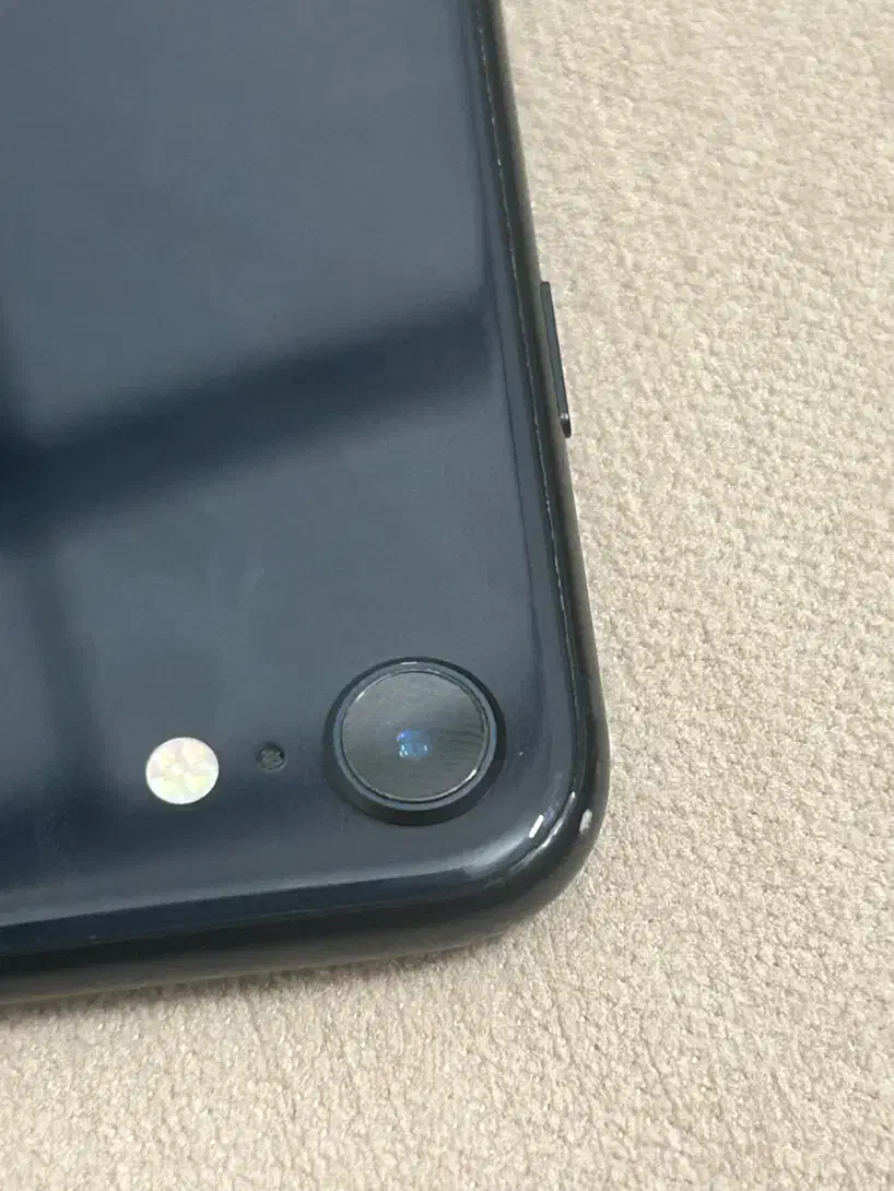 ایفون se 2022|موبایل|قم, جهان بینی|دیوار