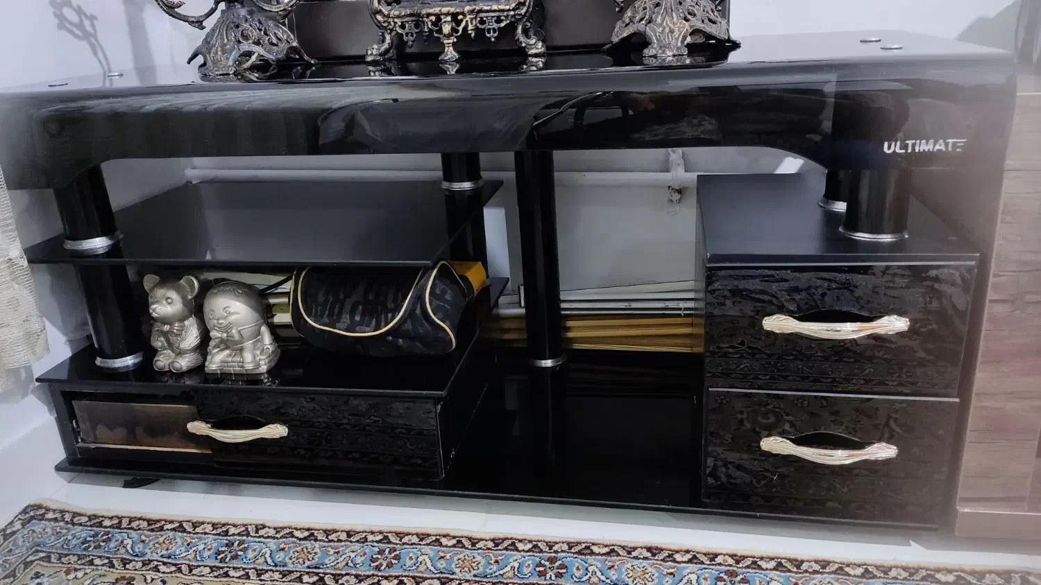 میز تلویزیون کاملا شیشهای|میز تلویزیون|نشتارود, |دیوار