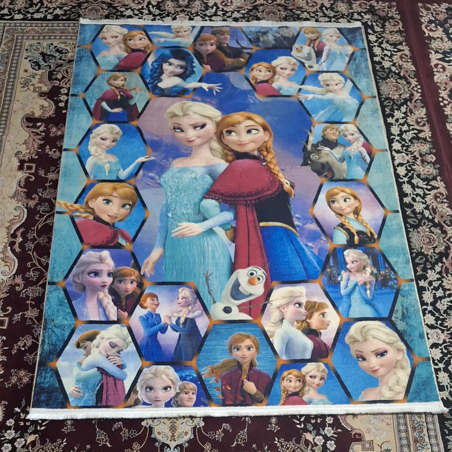 فرش اتاق کودک  ۴متری  ۷۰۰شانه  فرشینه|فرش|اراک, |دیوار