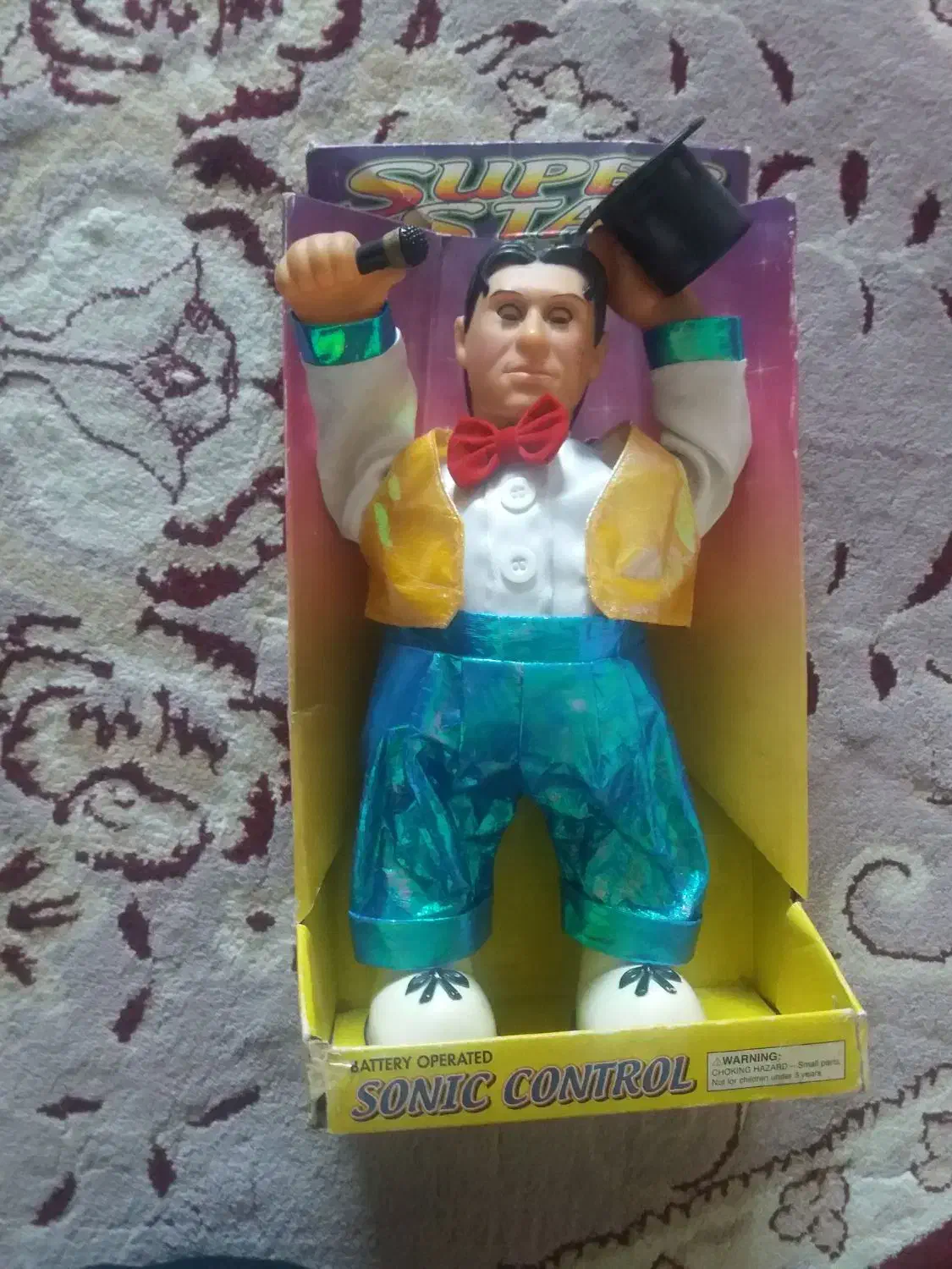 عروسک|اسباب‌‌بازی|بروجرد, |دیوار