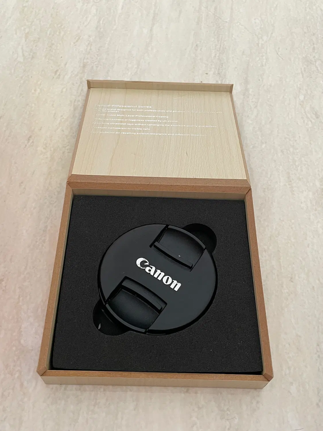 Canon2000D|دوربین عکاسی و فیلم‌برداری|صدرا-فارس, فاز ۱|دیوار
