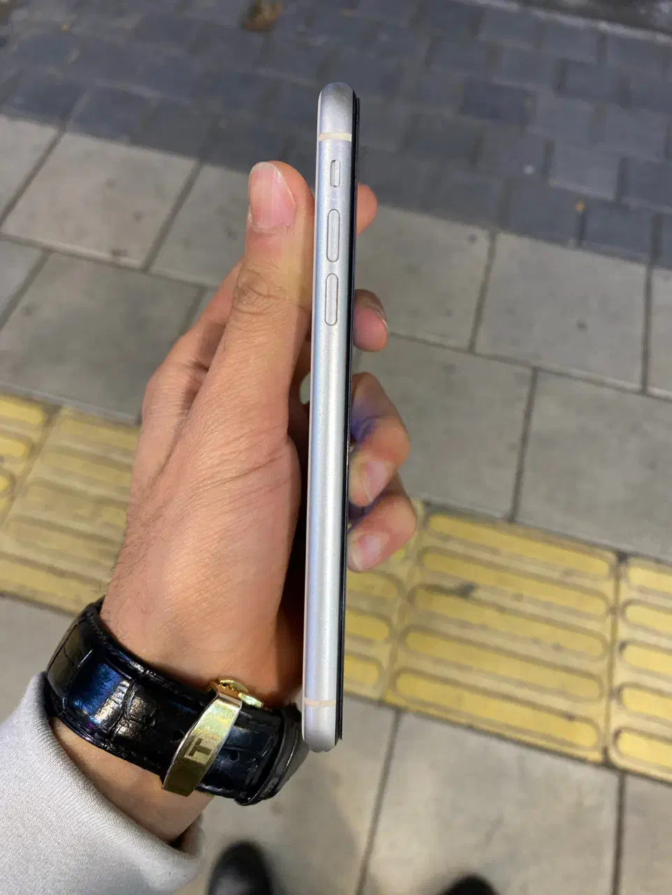 11نرمال|موبایل|رشت, ساغری سازان|دیوار