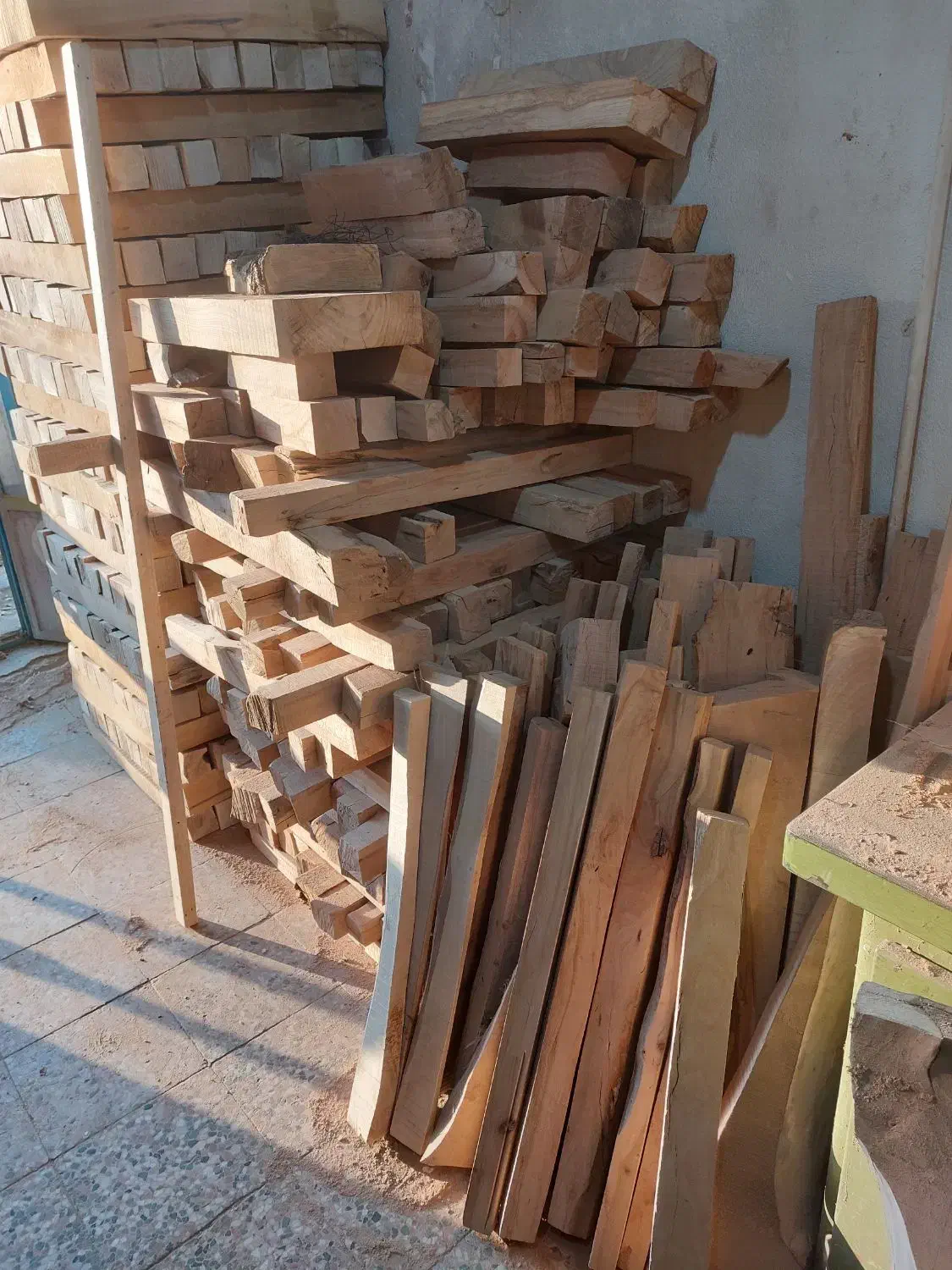 چوب خشک ۴تراش ابعاد ۸در۸|مصالح و تجهیزات ساختمان|خرم‌آباد, |دیوار