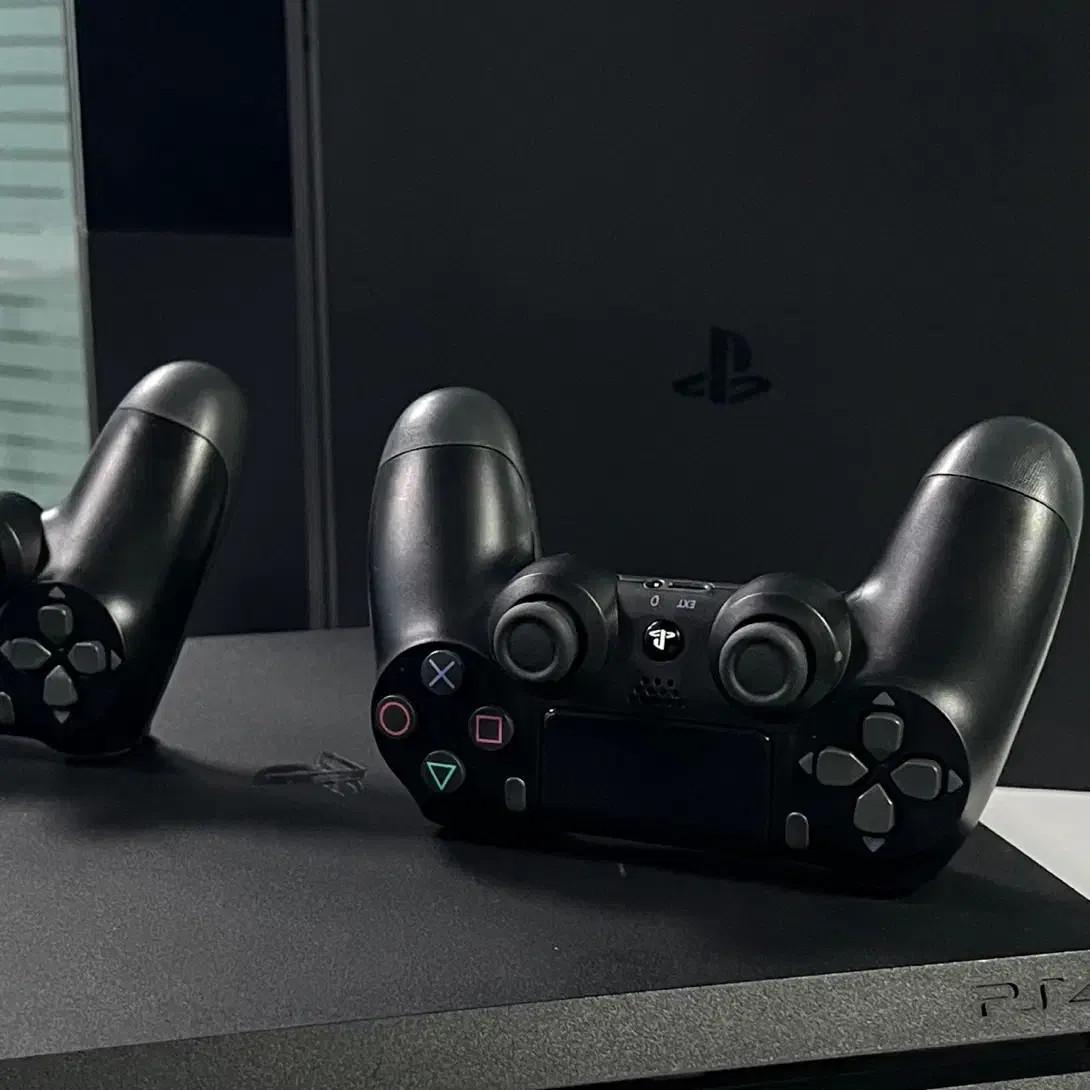 جفت دسته  هارد ۱۰۰۰ ps4|کنسول، بازی ویدئویی و آنلاین|تهران, جمهوری|دیوار