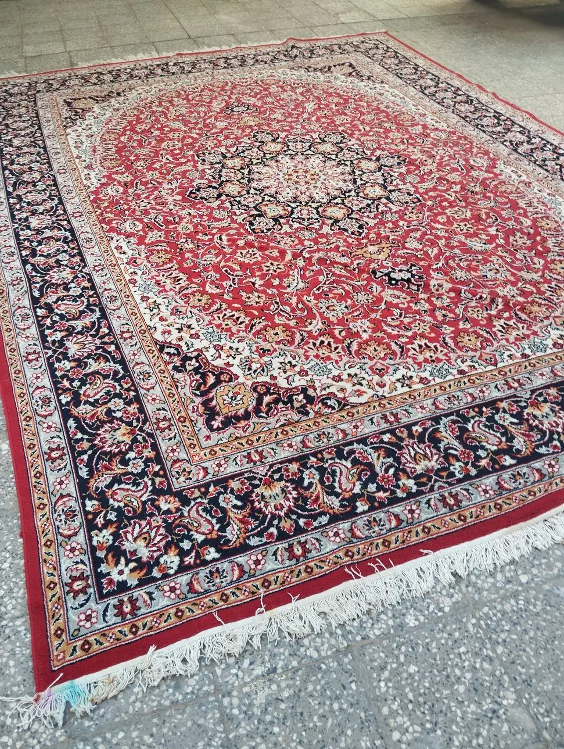 لباس درحدنو|فرش|زابل, |دیوار