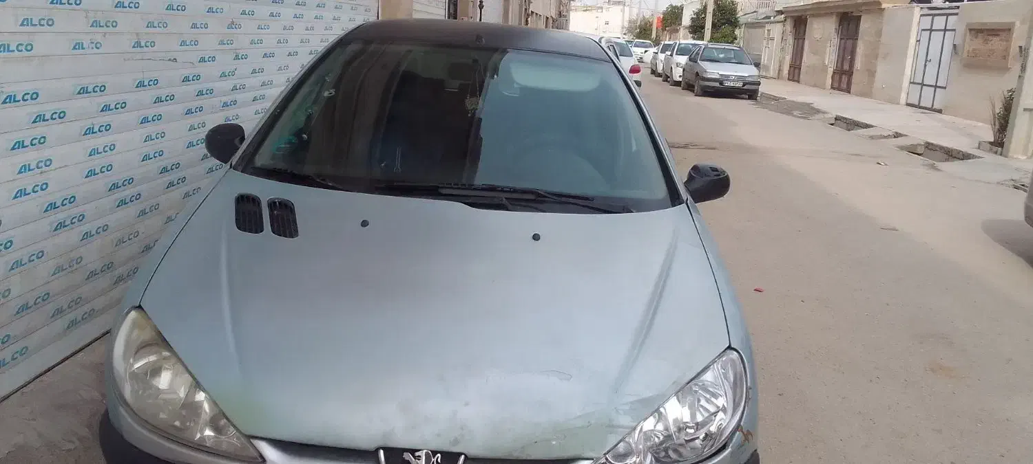 206 مدل 82 تیپ2|خودرو سواری و وانت|شیراز, کوشک میدان|دیوار