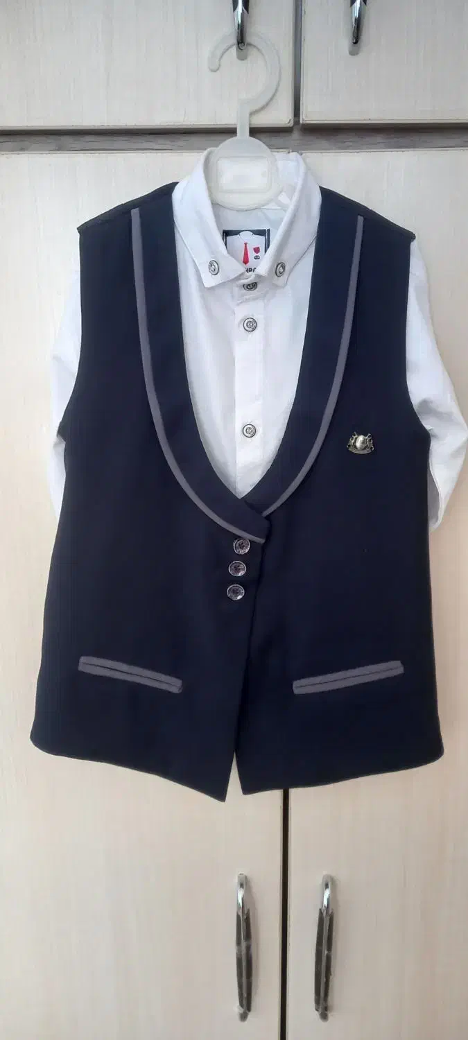 پیراهن جلیقه و شلوار پسرانه وپاپیون|کفش و لباس بچه|فلاورجان, |دیوار